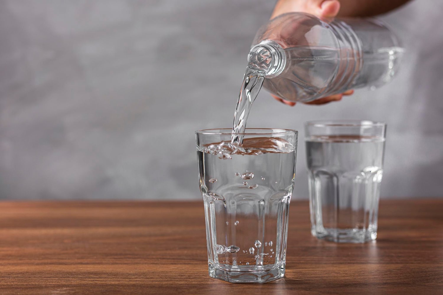 Para evitar la cistitis es bueno seguir diversos consejos, como beber abundante agua